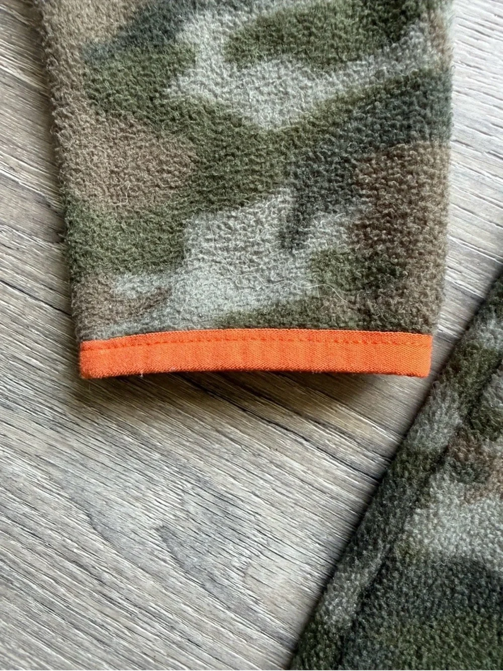 Amazon Essentials Boys L(9/10) Camo Full Zip Fleece Jacket Orange Trim